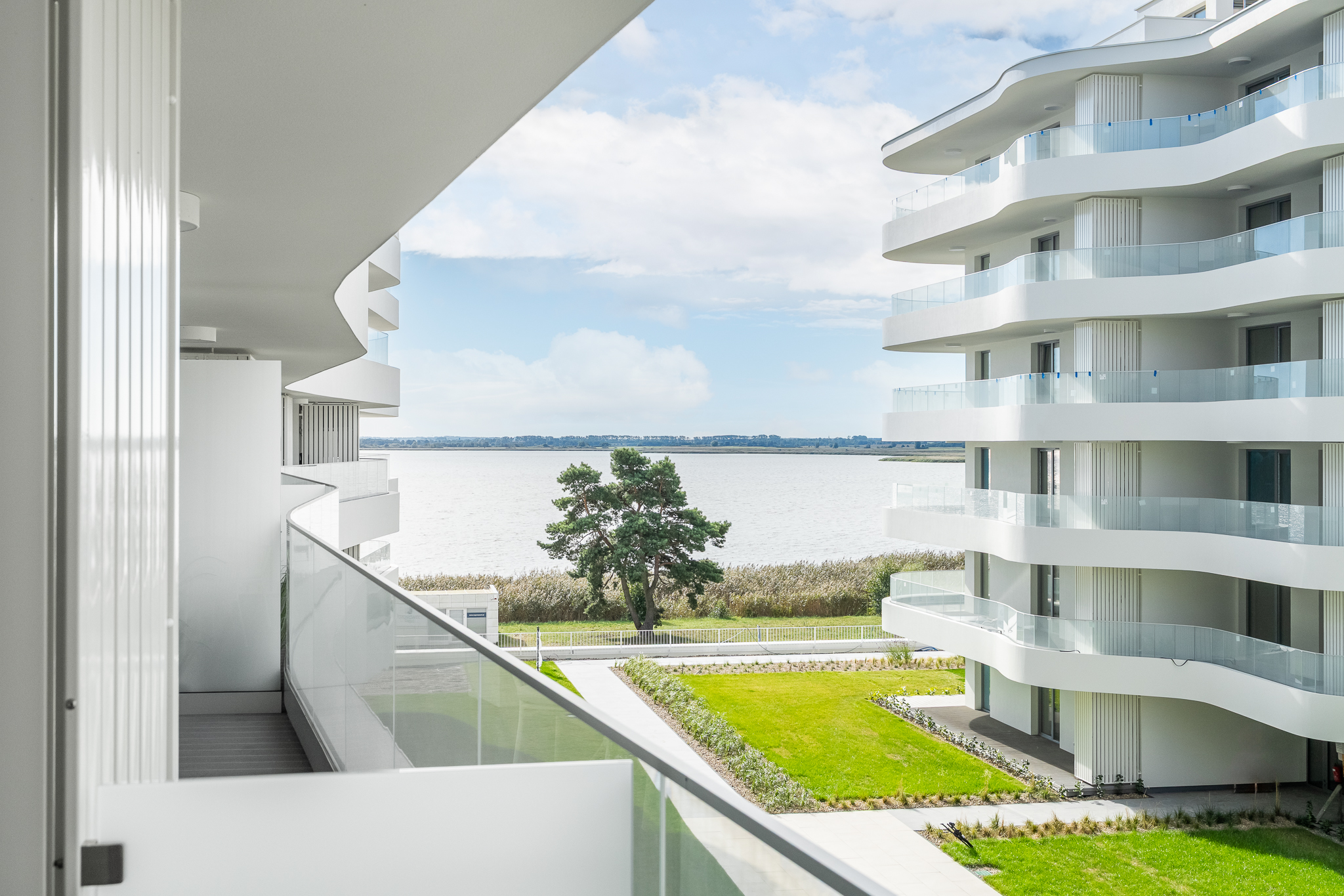 apartamenty z widokiem na morze - inwestycja nadmorka rogowowo pearl.jpg