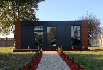 Kontenery handlowe w praktyce – sklepy, eventy, lokale gastronomiczne i strefy beauty