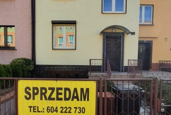 PIĘTROWY DOM Z OGRODEM,TARASEM,GARAŻEM-JAROCIN 