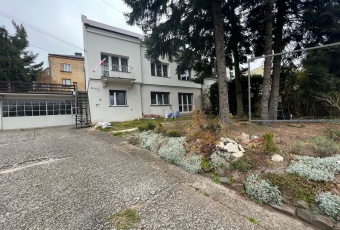 Komercja na sprzedaż w Liszki Liszki Księcia Józefa o powierzchni 74 mkw