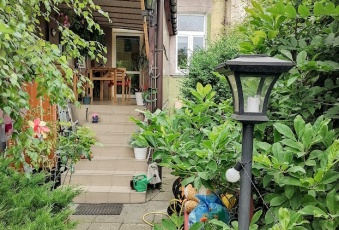 Mieszkanie 80m2, 3 pokoje, taras + 100m2 ogród