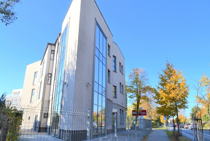 Komercja na sprzedaż w Katowice   o powierzchni 600 mkw