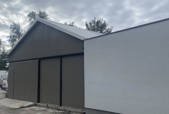 Lokal usługowy z magazynem i budyniem produkcji 