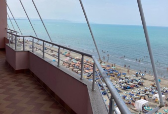 Albania mieszkanie przy promenadzie na plaży