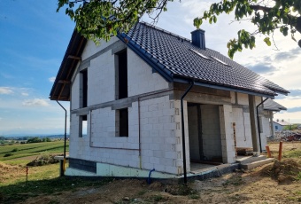 Dom na sprzedaż w Kocmyrzów-Luborzyca   o powierzchni 146 mkw
