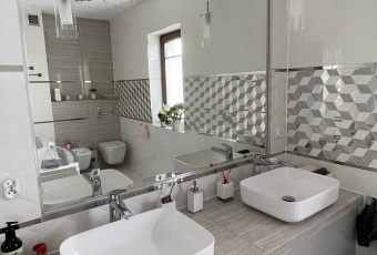 Dom na sprzedaż w Kalisz Dobrzec Szlachecka o powierzchni 290 mkw