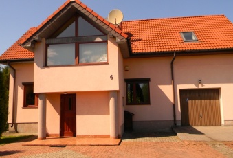 SPRZEDAM PIĘKNY DOM W SPALE NA DZIAŁCE 2000 M2