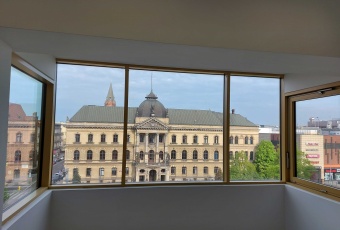 Komercja na wynajem w Szczecin  Aleja Niepodległości o powierzchni 214 mkw