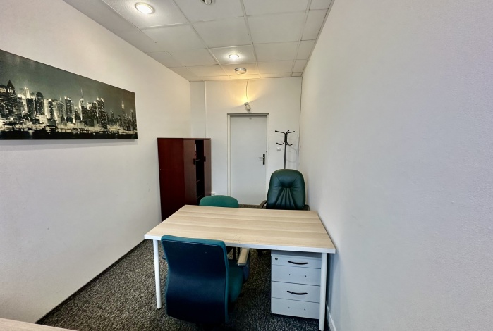 Komercja na wynajem w Warszawa Mokotów Bartycka 116 o powierzchni 12 mkw