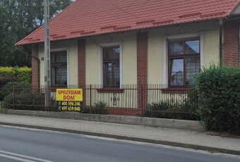 Dom do zamieszkania lub pod działalność w Nisku