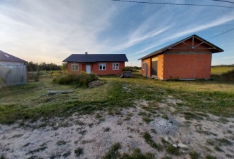 Działka 1200 M2 z domem i garażem w stanie SZ