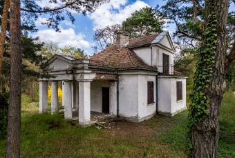 Dom na sprzedaż w Konstancin-Jeziorna  Grodzka o powierzchni 150 mkw