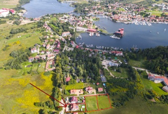 Dom na sprzedaż w Mikołajki  Warszawska 13d o powierzchni 600 mkw