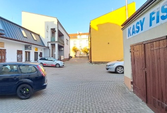Dom na sprzedaż w Kutno Kutno Królewska o powierzchni 361 mkw