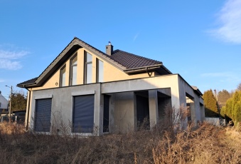 Dom na sprzedaż w Starachowice  Owocowa o powierzchni 232 mkw