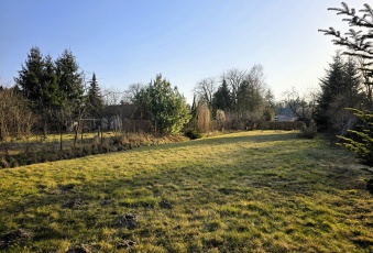 Działka na sprzedaż w Halinów   o powierzchni 1027 mkw