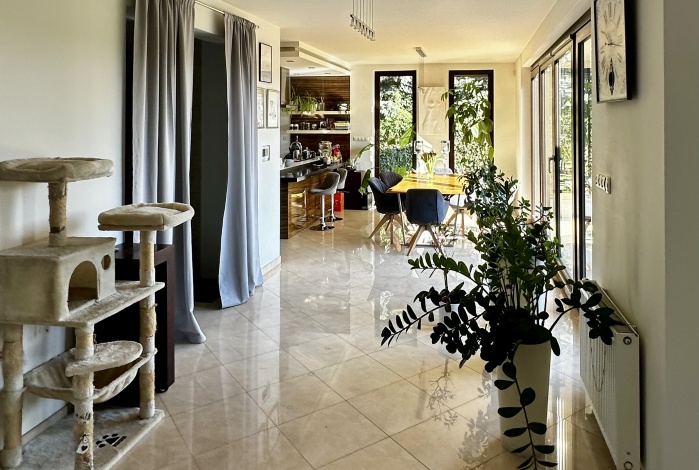 Dom na sprzedaż w Luboń Lasek Nowiny o powierzchni 245 mkw