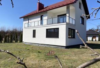 Dom na sprzedaż w Tarnów Gumniska Murarska o powierzchni 160 mkw