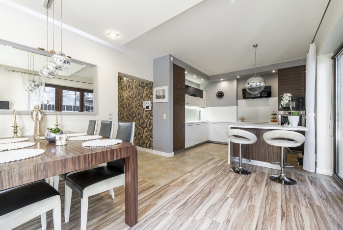 Dom na sprzedaż w Warszawa Wawer Jeziorowa o powierzchni 197 mkw