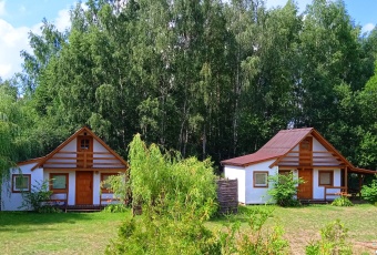 Sprzedam 2 domki nad jeziorem, mazury.