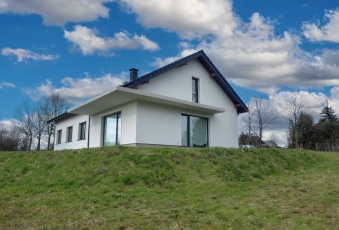 Rezydencja w Wiśniczu. Duża działka. Widokowa.