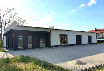 Komercja na sprzedaż w Ostrowiec Świętokrzyski Kolonia Robotnicza Graniczna 31 o powierzchni 390 mkw