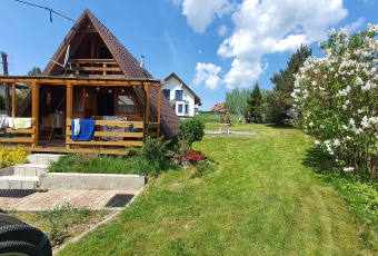 Domek zadadaszony taras 3x5m kominek, wyposażony.