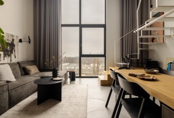 Loft na ostatnim piętrze widok na panoramę centrum