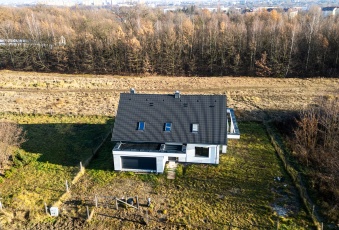 Dom na sprzedaż w Radom Wacyn Paryska o powierzchni 186 mkw