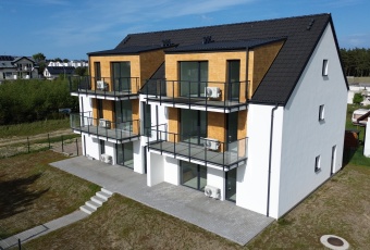 Apartament A3 – Drugie piętro z dużym balkonem