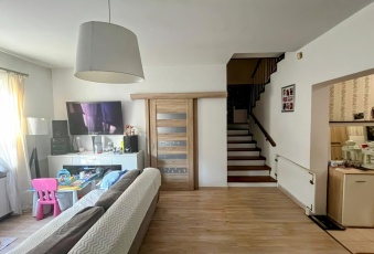 Dom na sprzedaż w Warszawa Wawer Kombajnistów o powierzchni 157 mkw