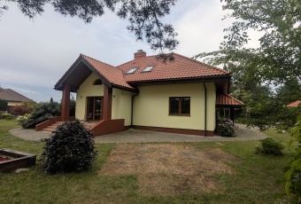 Dom na wynajem w Zgierz  słowik o powierzchni 199 mkw