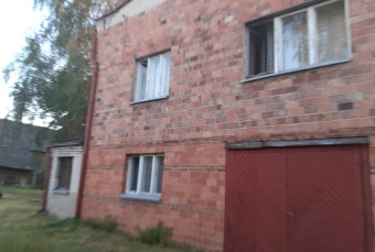 Dom na sprzedaż w Lututów  Piaski o powierzchni 200 mkw