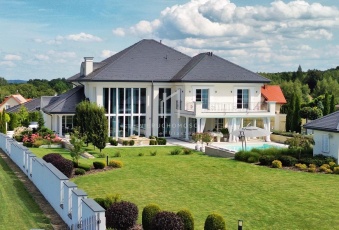 Dom na sprzedaż w Jasło Sobniów  o powierzchni 499 mkw