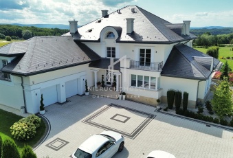 Dom na sprzedaż w Jasło Sobniów  o powierzchni 499 mkw