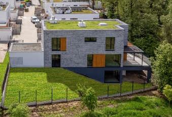 Nowoczesna willa w zielonej części Woli Justowskiej