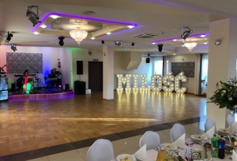 Komercja na sprzedaż w Miedziana Góra Przyjmo  o powierzchni 1305 mkw