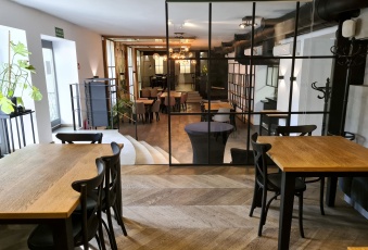 Komercja na sprzedaż w Olsztyn  Dąbrowszczaków 8/9 o powierzchni 265 mkw