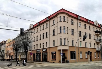 4 pokojowe Mieszkanie w Kamienicy