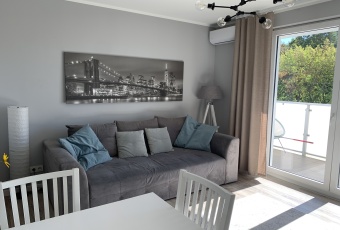 2 pokoje odnowione balkon garaż ochrona dostępne