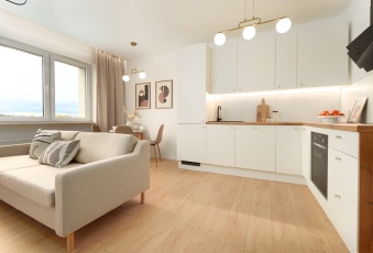 Mieszkanie na sprzedaż, Bytom śląskie - oferta 834395 3 pokoje. CO miejskie| po gen. remoncie z widokiem