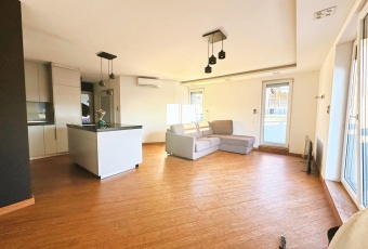 Bezpośrednio, Garaż, Balkon, Centrum ul. Tęczowa