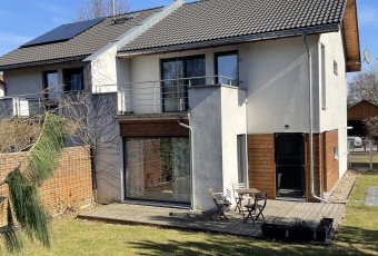 Dom w Krakowie z garażem i ogrodem. Bezpośrednio.