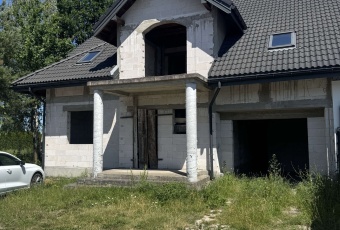 Dom do wykończenia/Zalew Zegrzyński