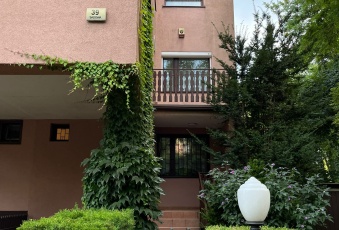 Dom z ogrodem gotowy do zamieszkania, bezpośrednio