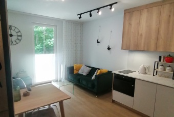 Kawalerka z osobną sypialnią/Pomorska 175/Łódź