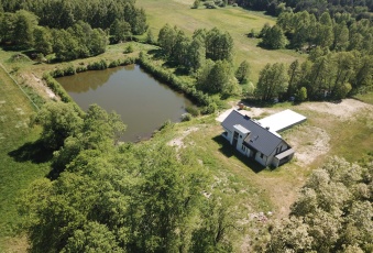 Sprzedam dom, basen, staw, działka 1,25 ha - KONIN