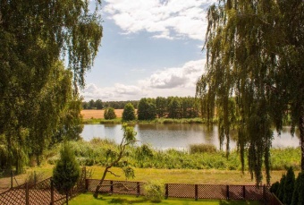 Dom nad jeziorem, Czerminek koło Kalisza | widok