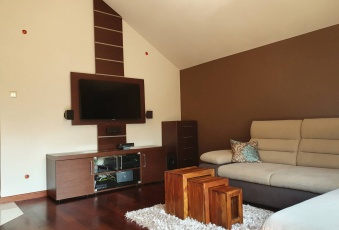 Apartament 93m, 2garaże, taras 30m, piwnica, klima