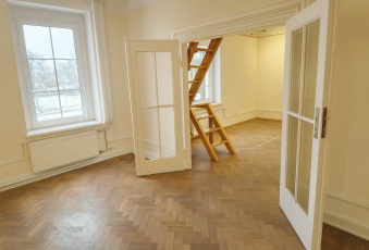 Połowa willi miejskiej - biuro lub mieszkanie!